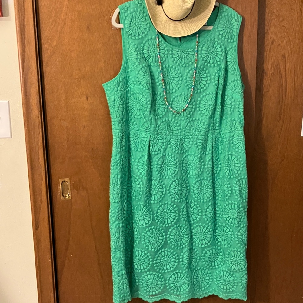 Boden Green Sleeveless Midi Lace Dress